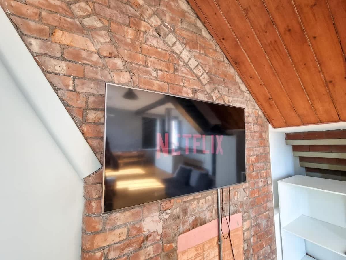 Apartment Centre Sleeps 14 By Superhost Manchester
